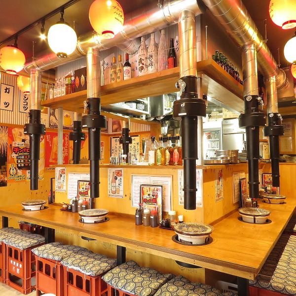 飲み放題付きの宴会コースも各種ご用意していますので、併せてご利用いただければ大変お得です。職場の宴会や地域の集まり、肉食系女子会などにご利用ください。