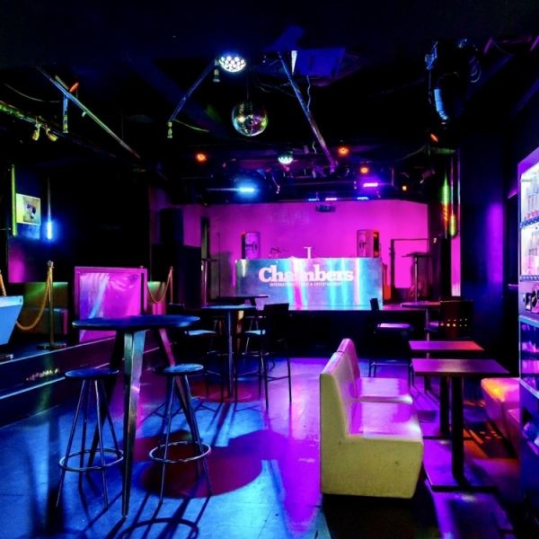 A 5-minute walk from Kawaramachi Station! Reserved for groups of up to 20 people ★DVD player, microphone, stage, waiting room, DJ booth, regular club business is free after the party ★Chambers is recommended for private parties such as graduation ceremonies, farewell parties, and welcome parties!