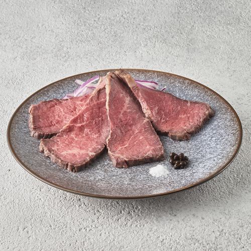 赤身のやわらかさと旨味低温調理ビーフ