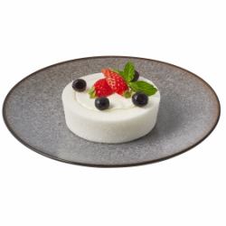 十日町産魚沼コシヒカリ 米粉ろおるケーキ(ソイクリーム) ベリー添え 単品