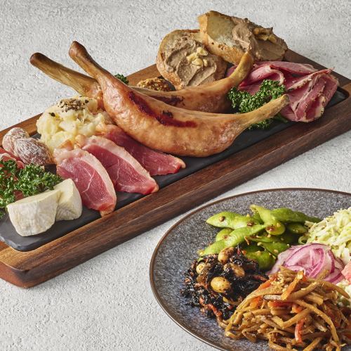 野菜の前菜とシャルキュトリー盛り合わせ