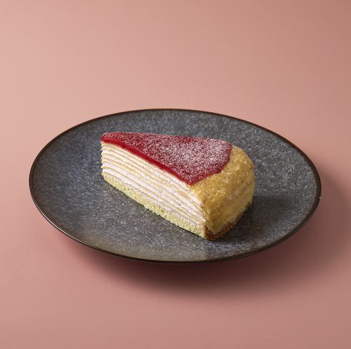 【SEASONAL】あまおう苺のミルクレープ 単品