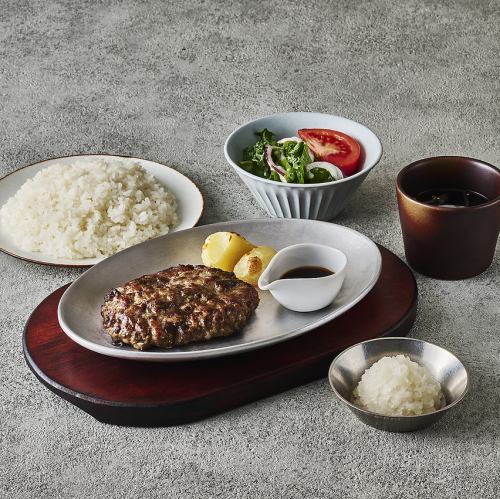 国産黒毛和牛100％　粗挽きハンバーグステーキ