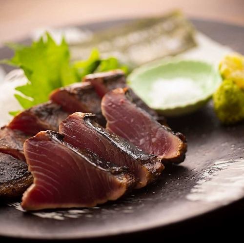 カツオの藁焼きタタキ