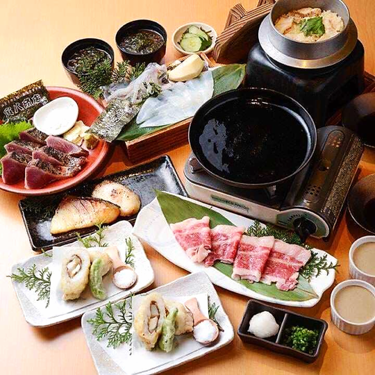 当店の自慢の逸品が楽しめるコースをご用意しております！単品でのご注文も大歓迎です◎