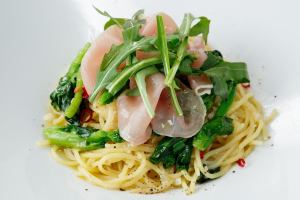 Peperoncino with dry-cured ham and seasonal vegetables