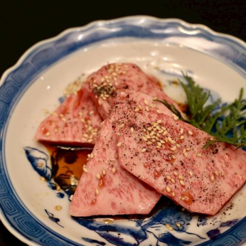 上カルビ（4枚）