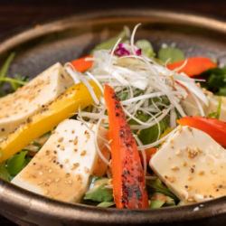 豆腐のヘルシーサラダ