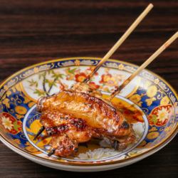 【炭火焼鳥】手羽先
