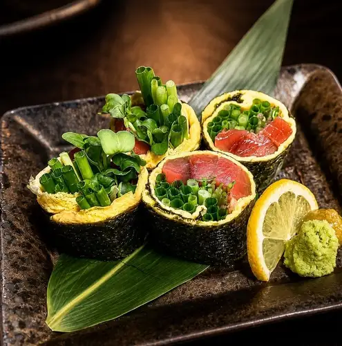 Bluefin tuna flavored seaweed roll