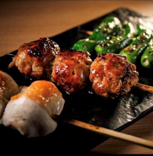 焼き鳥も種類豊富にあり◎