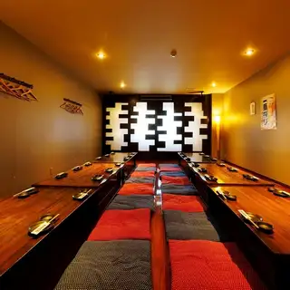 【フロア貸切】各種大型宴会は当店へお任せください♪20名様から最大45名様での貸切利用を承っております。ご希望の方はお気軽に店舗までお問合せくださいませ！