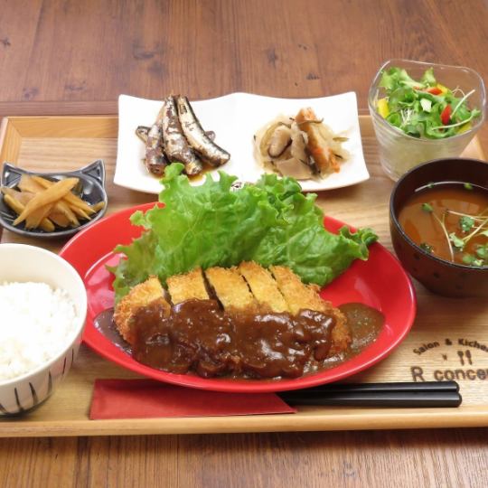 [You can also enjoy lunch♪] 1,200 yen (tax included) ~ A hearty lunch with plenty of vegetables