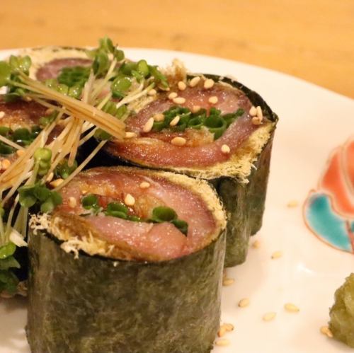 本マグロ とろろ昆布締め海苔巻き