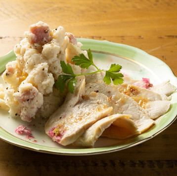 紀州梅漬け柔らか鶏と拘りポテサラ