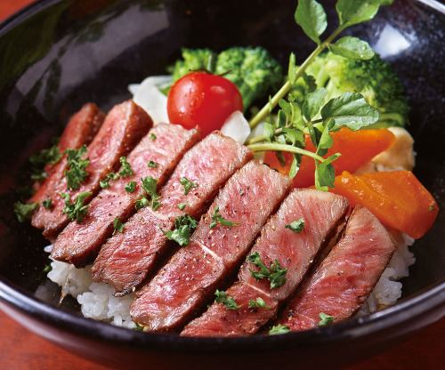 《A5 Premium Japanese Black Beef》Excellent Wagyu Steak Bowl
