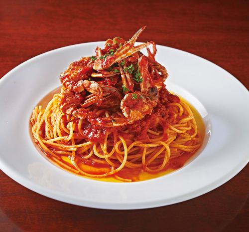 渡り蟹のトマトクリームパスタ