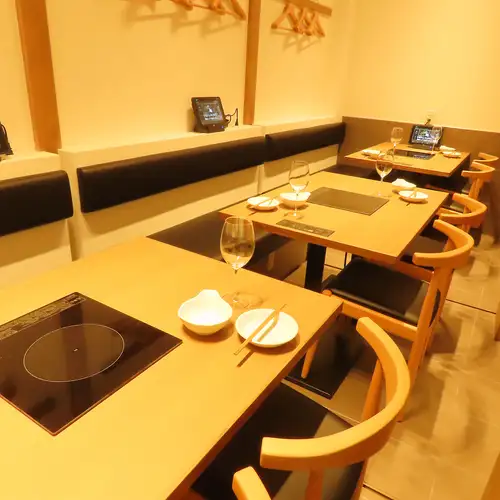 ゆっくりと寛げる店内