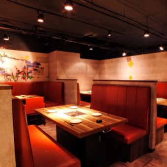 Groups and banquets from 80 seats to 100 seats are OK! We can accommodate a large number of people such as company banquets, parties, events ♪ We also have various banquet plans !! You can make course contents according to your budget ♪ We also welcome inquiries by phone ★ Grilled meat / banquet / charter / private room / ☆ For reservations during December, we would appreciate it if you could call the store in advance at the time of reservation.