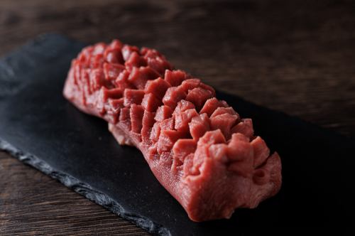 長萩和牛 華咲一本タンステーキ