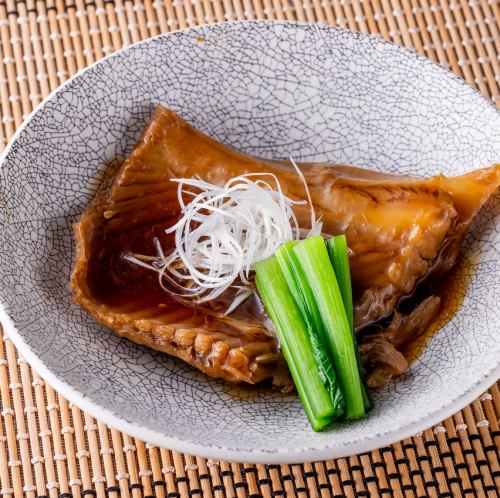 カスベ（エイ）の煮つけ