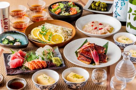 “雅套餐”丰洲直送三拼盘、烤鳗鱼、蟹酱冬瓜冰沙等9道菜品,含2小时无限畅饮,6000日元