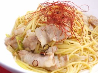 Japanese-style pasta with pork and white leek