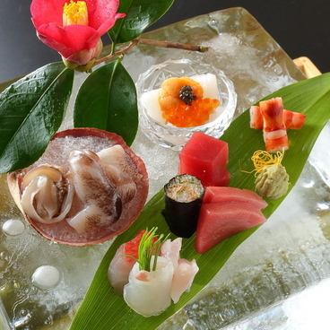 極上の鮨を嗜むコース料理をご用意。