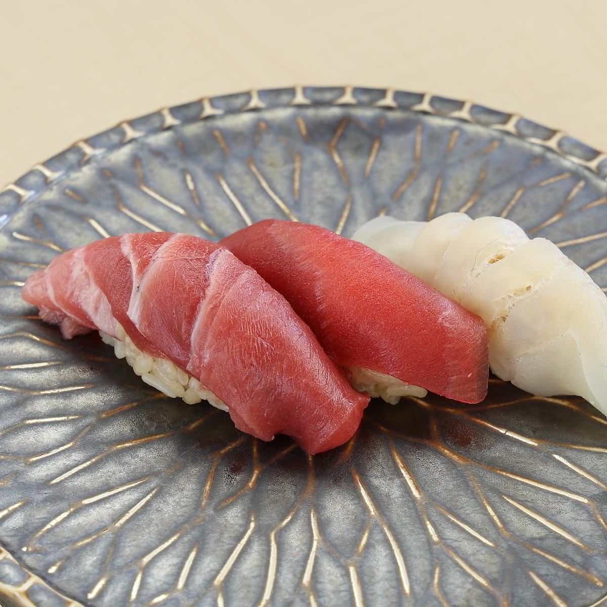 ランチは3つのコースをご用意しております◎