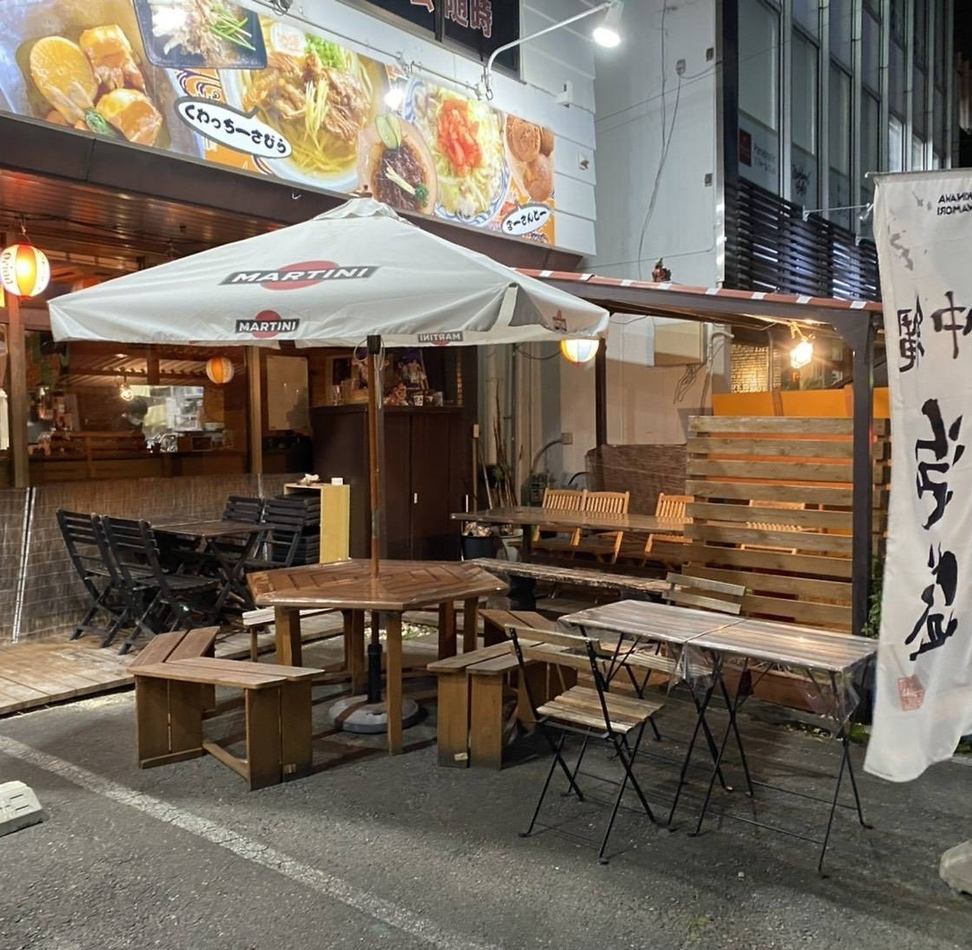 春は近くでお花見が楽しめる♪テラス席ございます！