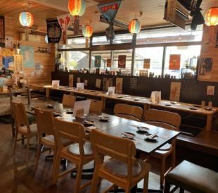 ご宴会は最大40名様までOK！！人数に応じて、レイアウト致します！！各種宴会に◎落ち着ける雰囲気のアットホームな店内♪会社宴会やパーティーさまざまなシーンでご利用ください☆　お客様の人数・シーンに合わせてご案内いたします！お席詳細・人数・ご予算など、お気軽にお問い合わせください！※写真は一例です