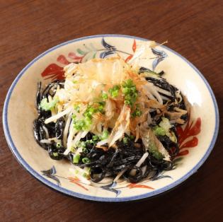 イカスミ焼きそば