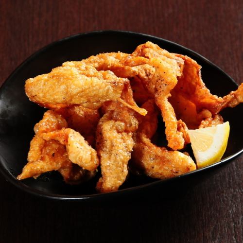 鶏皮チップス
