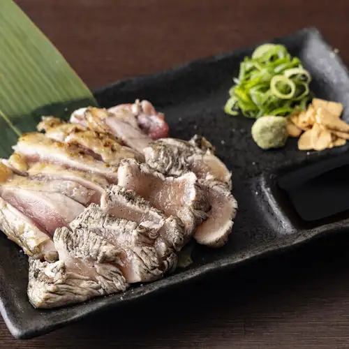 因為食材新鮮,所以您可以盡情享用這些雞肉菜餚。