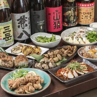 【豪华烤鸡串套餐】包含120分钟无限畅饮,共9道菜。尽享我们的招牌菜!5000日元(含税)