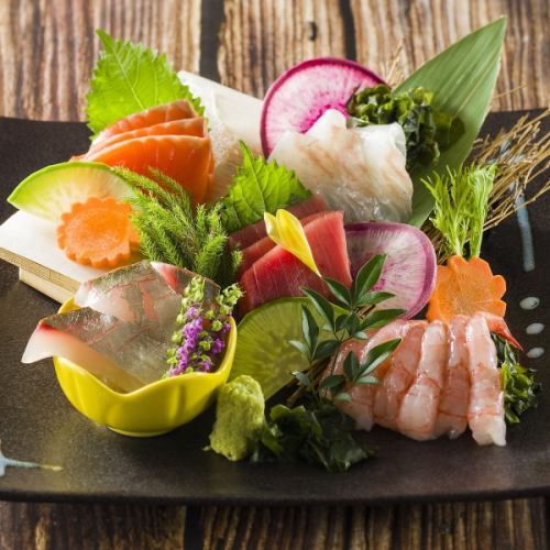 Assorted 5 kinds of sashimi for 2 people