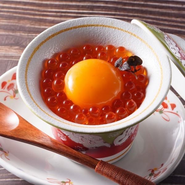 [Specialty] Soft and fluffy chawanmushi with egg yolk and salmon roe