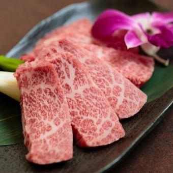 [Reservation-only lunch menu] Kura Premium set menu with 13 dishes including extra thick-sliced beef tongue and two types of carefully selected red meat♪