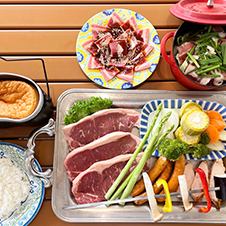 [Grape Tree BBQ Lunch Course] 3,000 yen (3,300 yen including tax) including lean steak and frankfurter