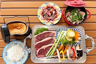 [Domestic beef BBQ lunch course] Domestic beef marbled steak, frankfurt, etc. 4,300 yen (4,730 yen including tax)