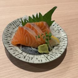 サーモンお造り