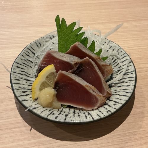 カツオタタキ