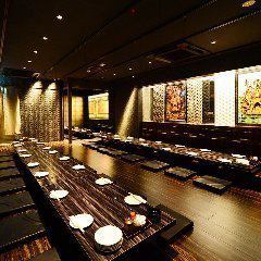 A creative Japanese restaurant with a completely private room filled with Japanese sentiment♪ 2 people / 4 people / 6 people / 8 people / 16 people / 24 people / 30 people / 40 people... You can use it according to the number of people.We have introduced a touch panel system for ordering, so you can fully enjoy your private space.In addition, smoking and non-smoking seats are separated, so please let us know which seat you would like.