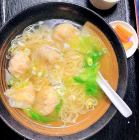 やや甘さの白だしの海老ホンコン麺