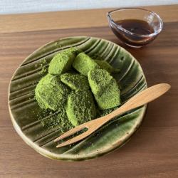 抹茶わらびもち