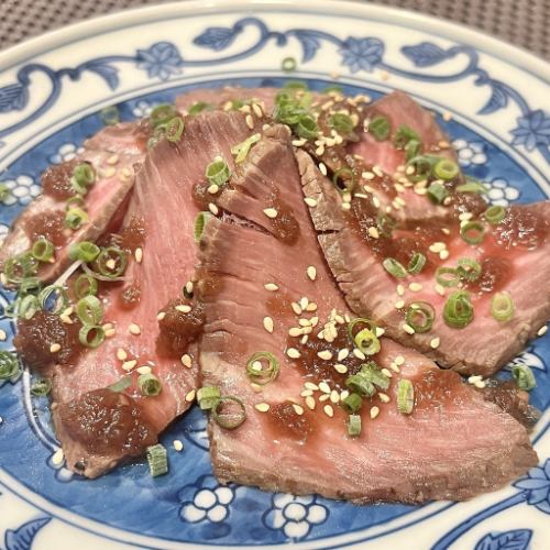黒毛和牛の自家製ローストビーフ