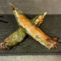 大葉と海苔佃煮とししゃもの揚げ春巻き