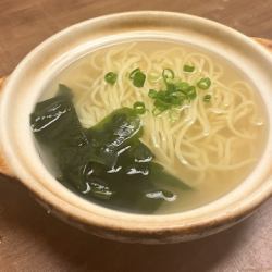 〆の鯛出汁ラーメン