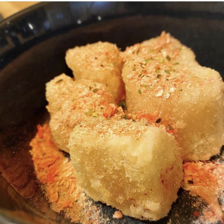 Deep-fried daikon radish with shrimp and yuzu salt