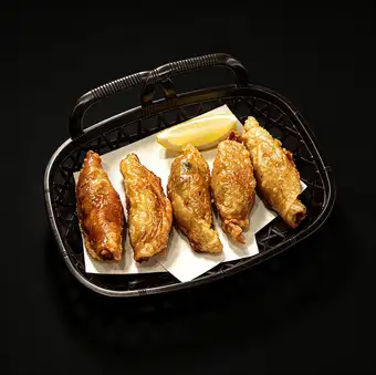 パリパリ鶏皮餃子